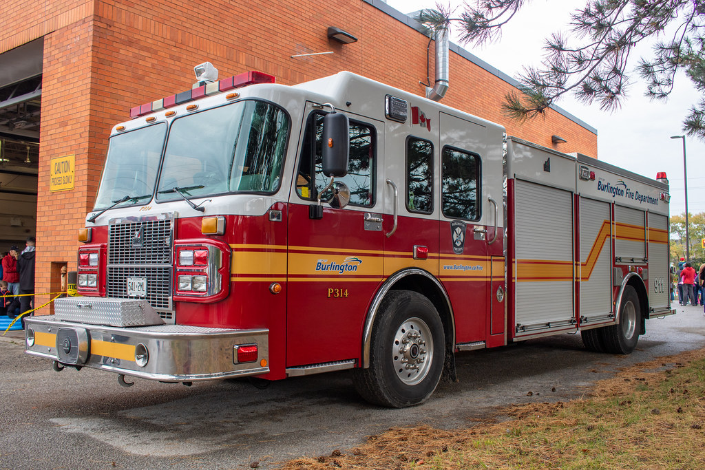 Burlington Fire Department Pump 314 (2003 Spartan Gladiato… Flickr