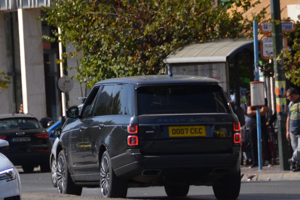 OO07 CEC, UK Still taxed! Range Rover Seen in Athens, Gree