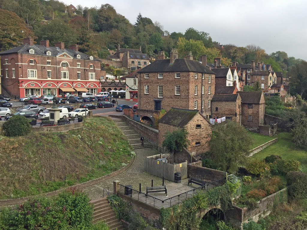 Iron Bridge The town by the bridge, now a minor tourist tr… diamond
