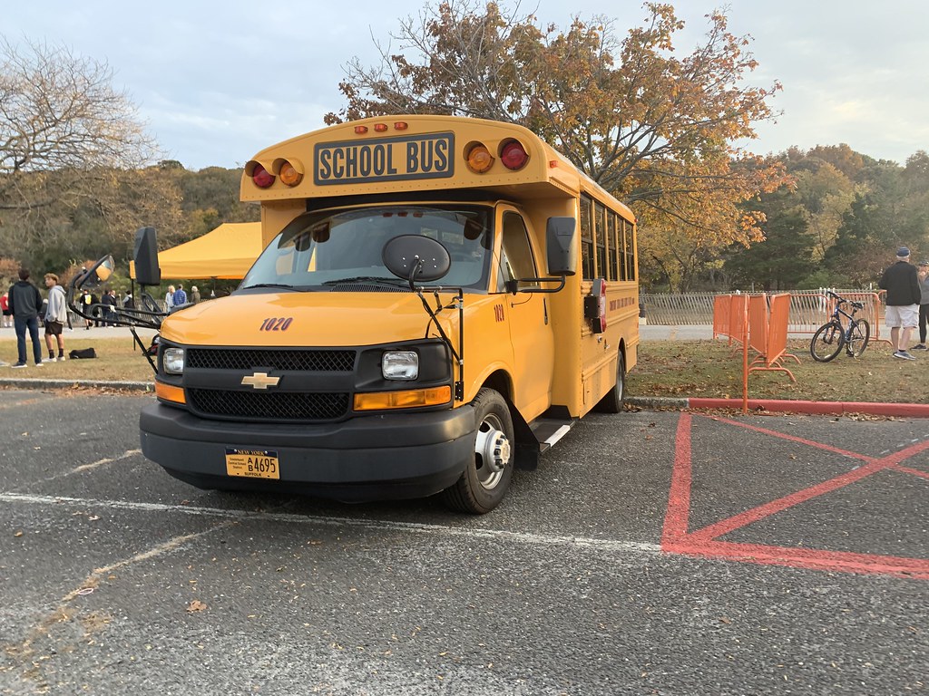 CSD of Islip 1020 Montauk Bus Photography Flickr