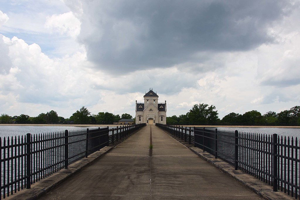 Louisville Water Co. Crescent Hill Reservoir IMG_0400 copy… D