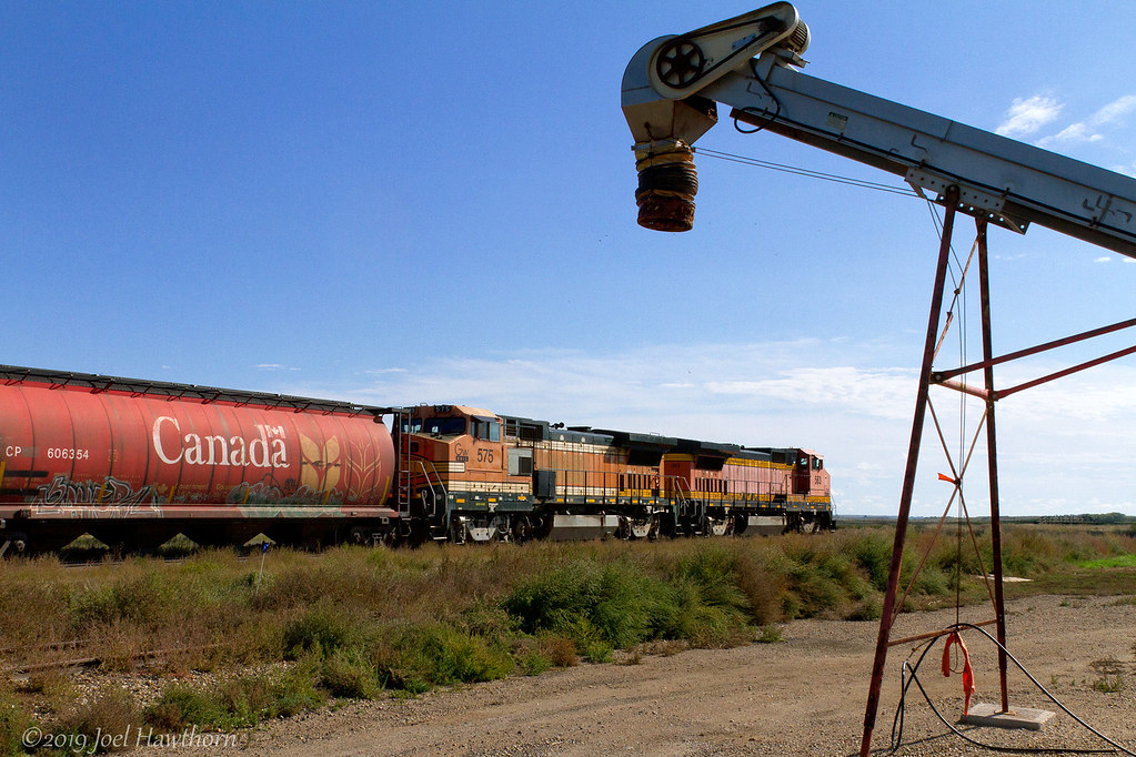 Ponteix, Sask. Great Western Rail pauses to do some work a… Flickr