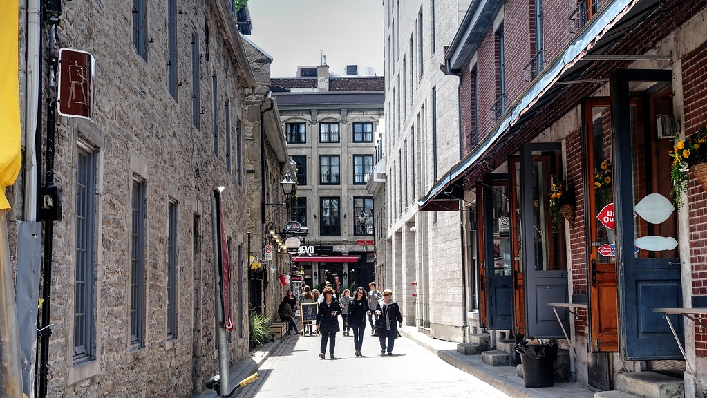 Rue SainteTherese Montreal, Canada Raúl Alejandro Rodríguez Flickr