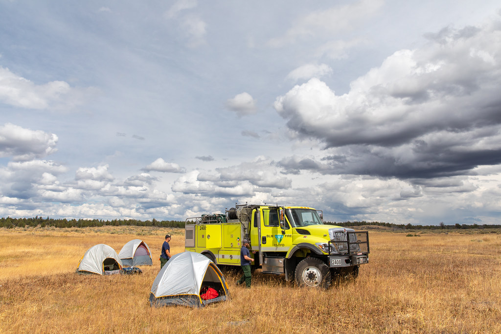 BLM Idaho Prescribed Fire An engine crew sets up camp at t… Flickr