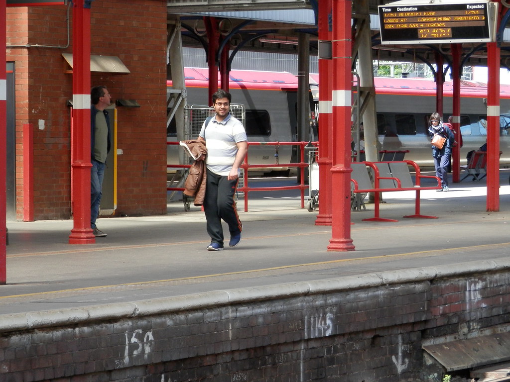 P5240428 Stockport Railway Station in May 2019. Mark L Butler Flickr