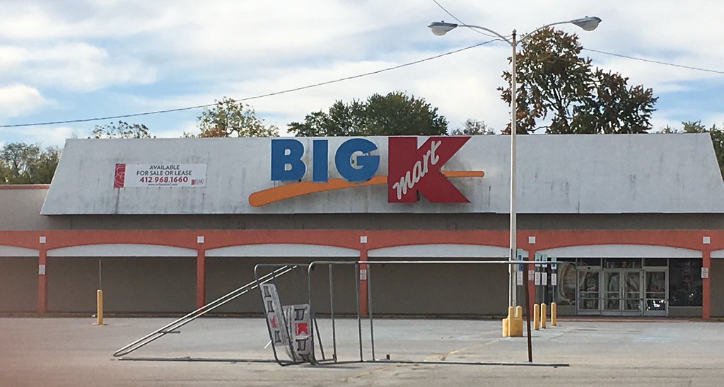 Altoona Kmart Parking Lot Mess Current state of the parkin… Flickr