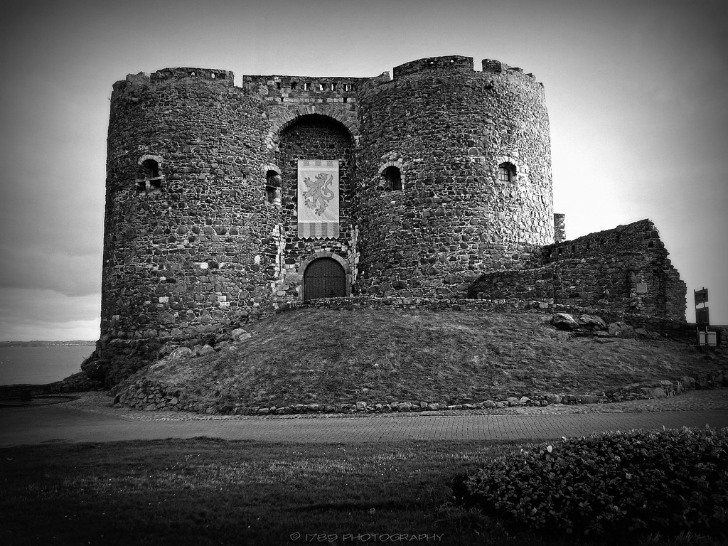 Carrickfergus Castle Carrickfergus Castle (from the Irish … Flickr