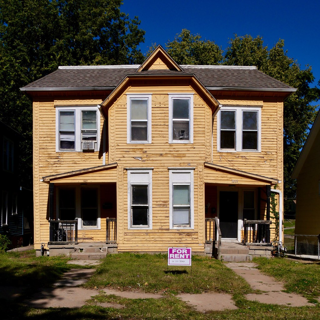 DUPLEX DANGER Saint Joseph, Missouri USA Bob Travaglione Flickr
