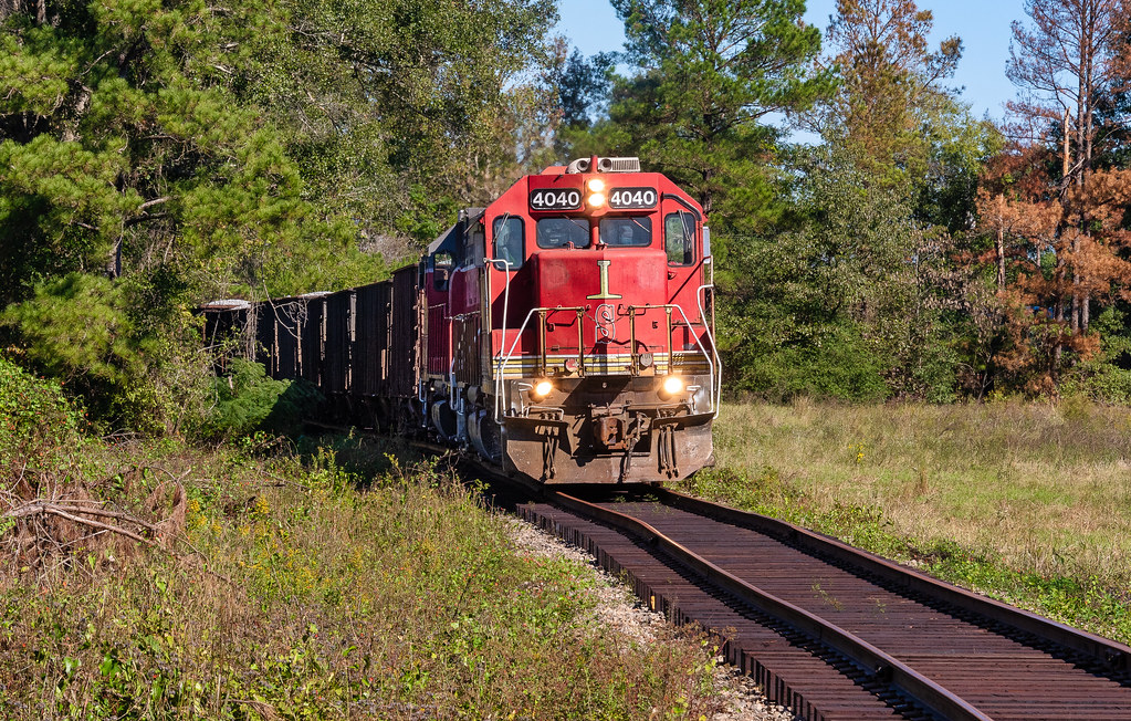 Abbeville, AL The Bay Line A&G job drops ballast along the… Flickr