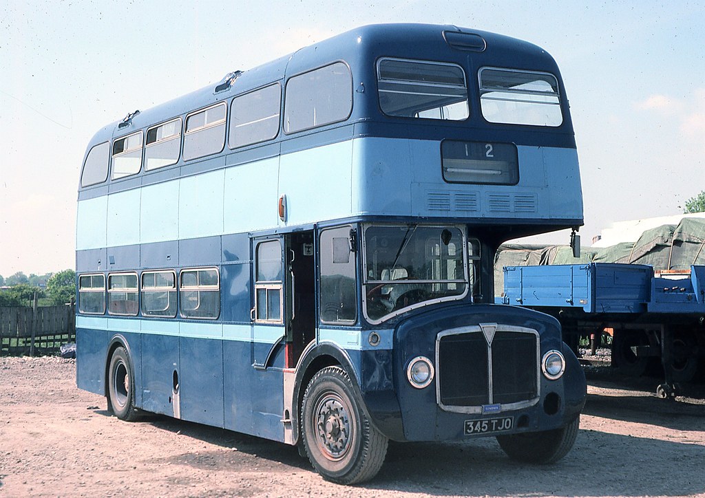 GB Coaches Longton Lancs 345TJO Longton depot June 1975 Sl… Flickr