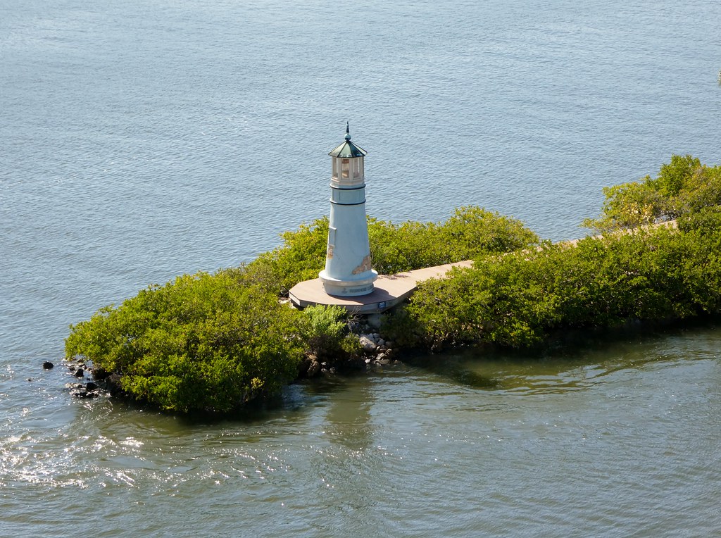 Tampa Harbour Island Lighthouse The Harbour Island Light… Flickr