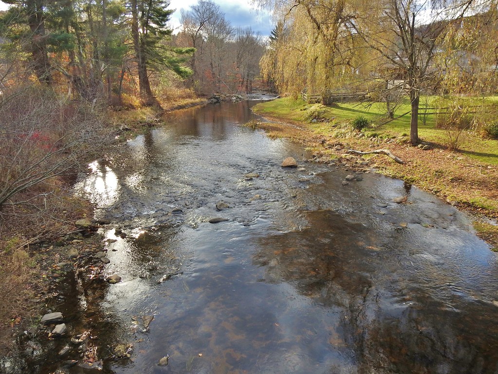 Elevation of River Rd, Agawam, MA, USA Topographic Map Altitude Map
