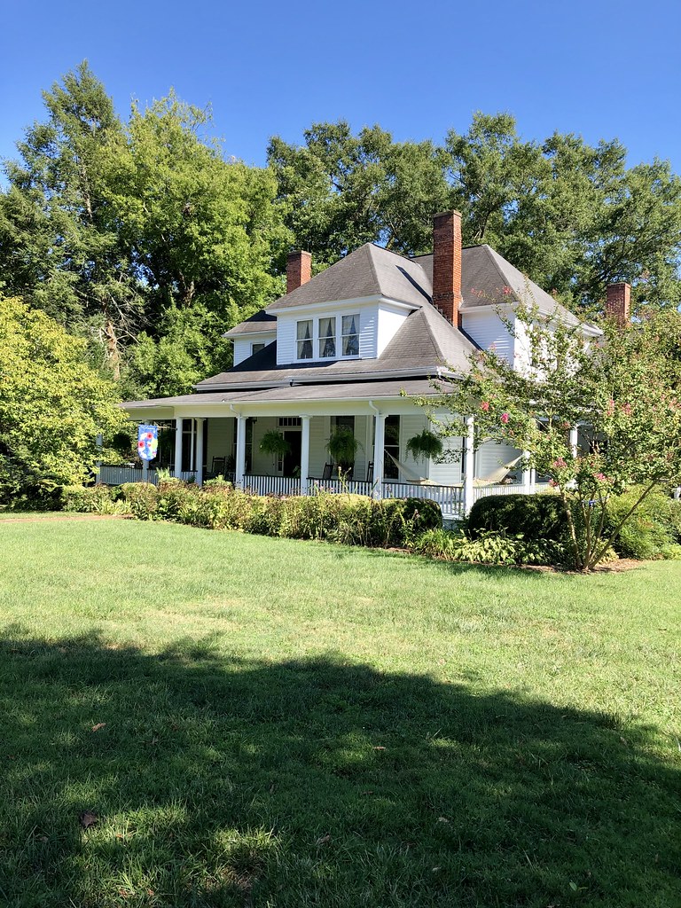 Union Street, NC Warren LeMay Flickr