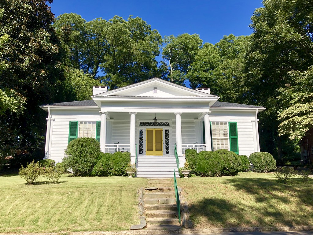 Gaither House, NC Warren LeMay Flickr