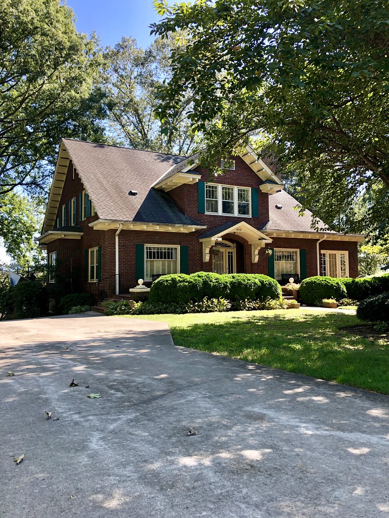 Union Street, NC Warren LeMay Flickr