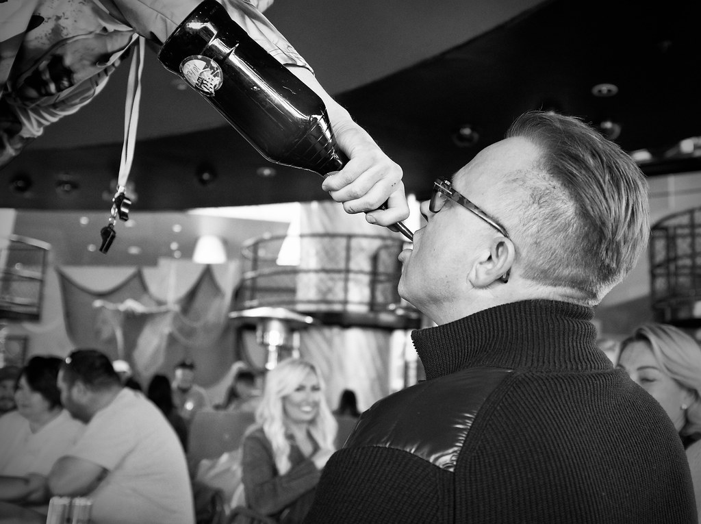 FullService Bartender A Las Vegas bartender assists a cus… Flickr