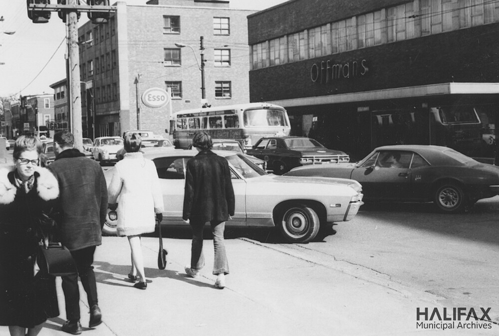 Spring Garden Road entrance to Dominion Store parking lot Flickr
