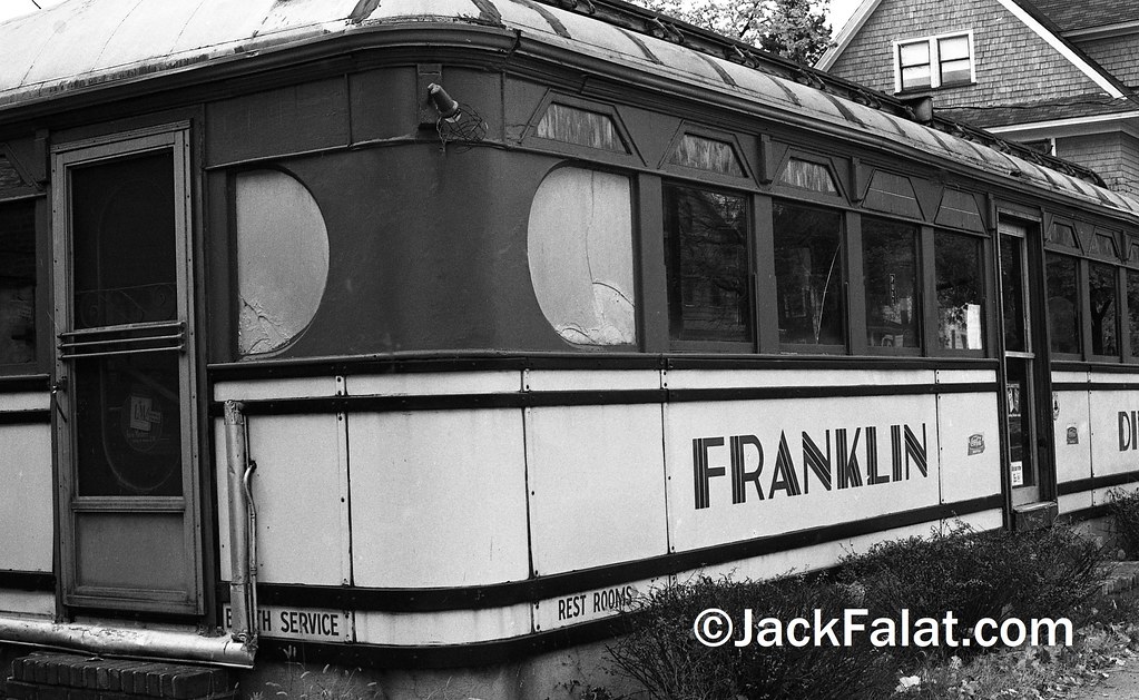 Nutley, NJ. Left side entrance. Franklin Diner. (Gone) 397… Flickr