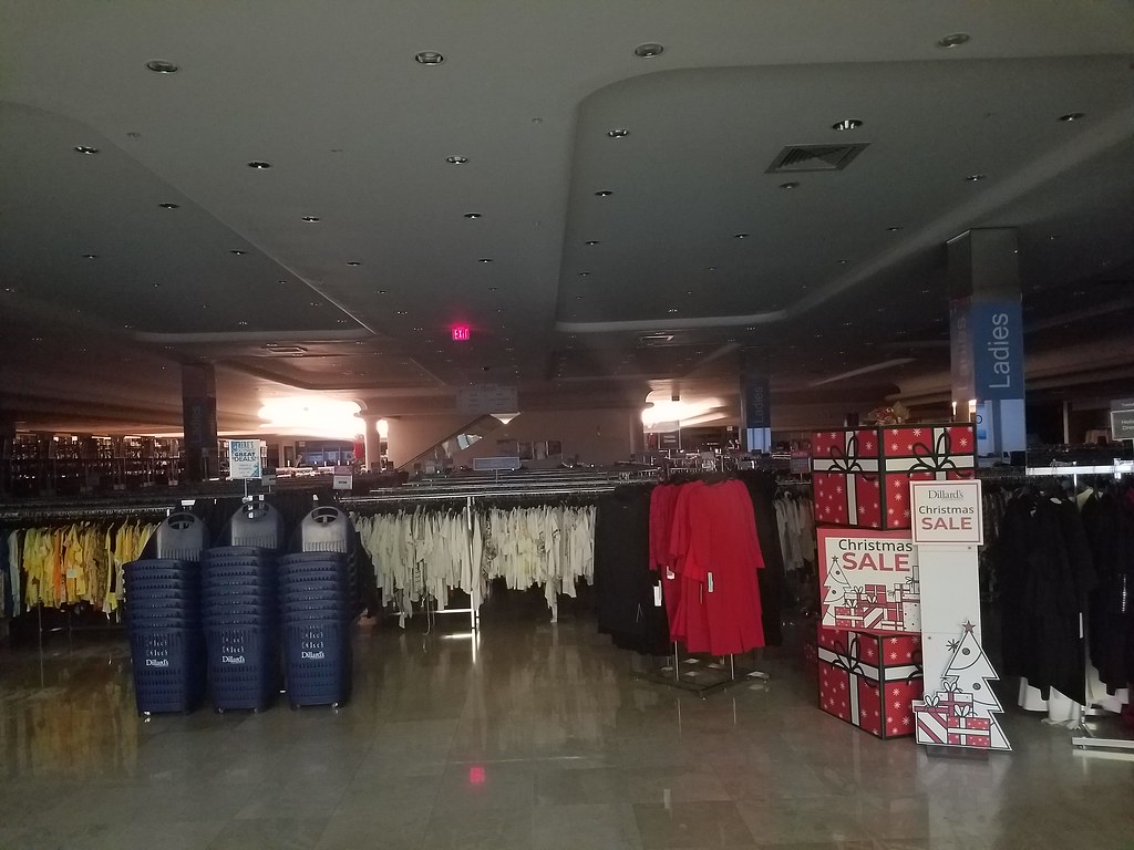 West Oaks Mall (Ocoee, FL) Mason Mcfelia Flickr