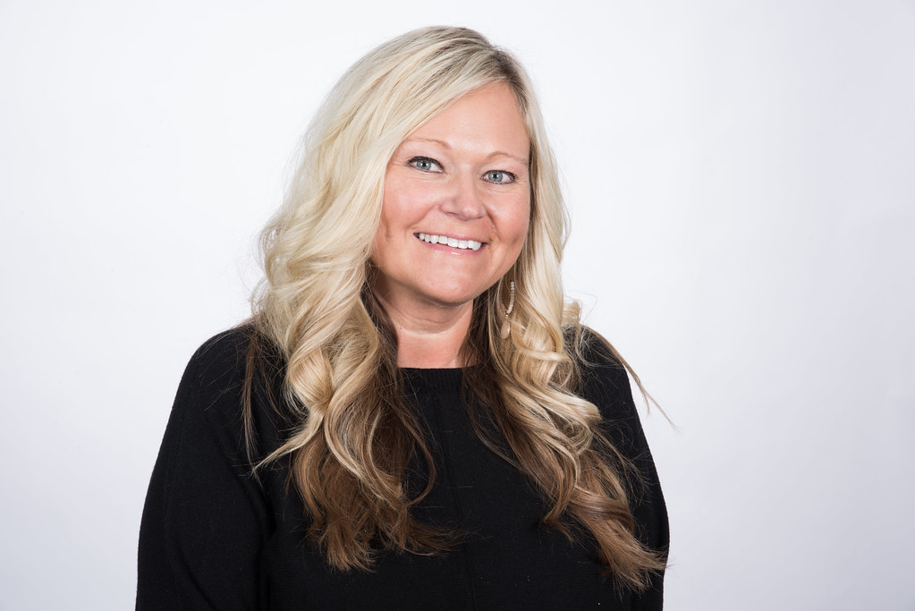 Julie Sanders16 Contractor Nation Flickr