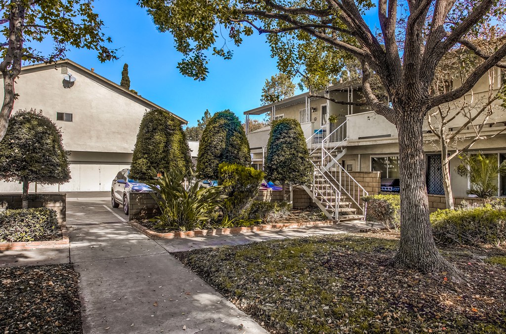 215 E Taft Ave, Orange Flickr