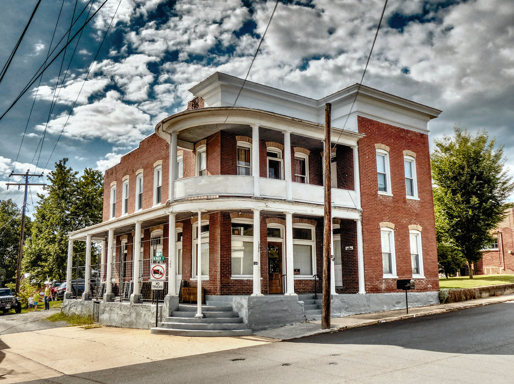 1912vintage commercial building in Timberville, Virginia Flickr