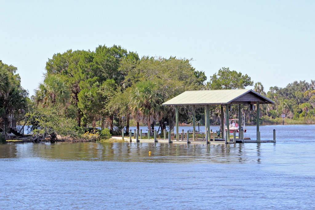 Covered Boat Slip on Crystal River a photo on Flickriver