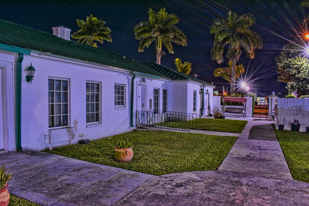 Clewiston Inn, 108 Royal Palm Avenue, Clewiston, Florida, … Flickr