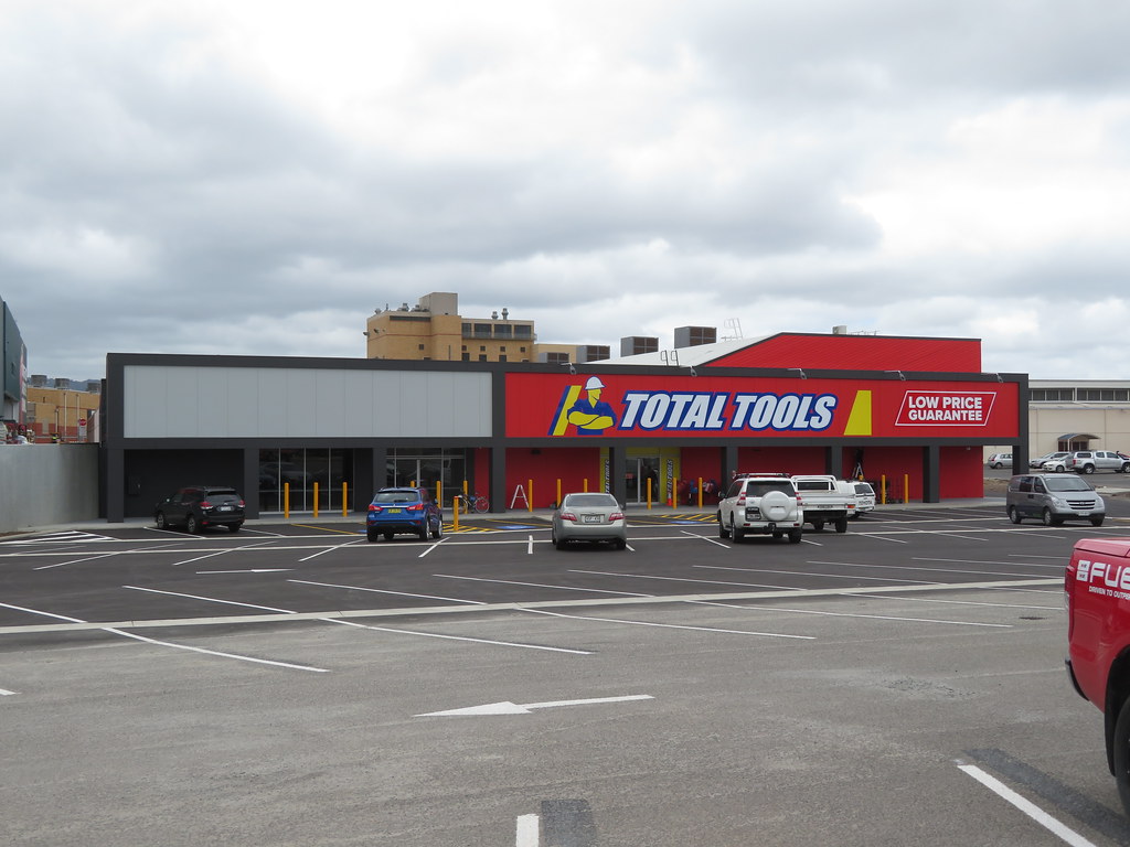 Total Tools Windsor Gardens Grand Opening 15/11/2019 Flickr