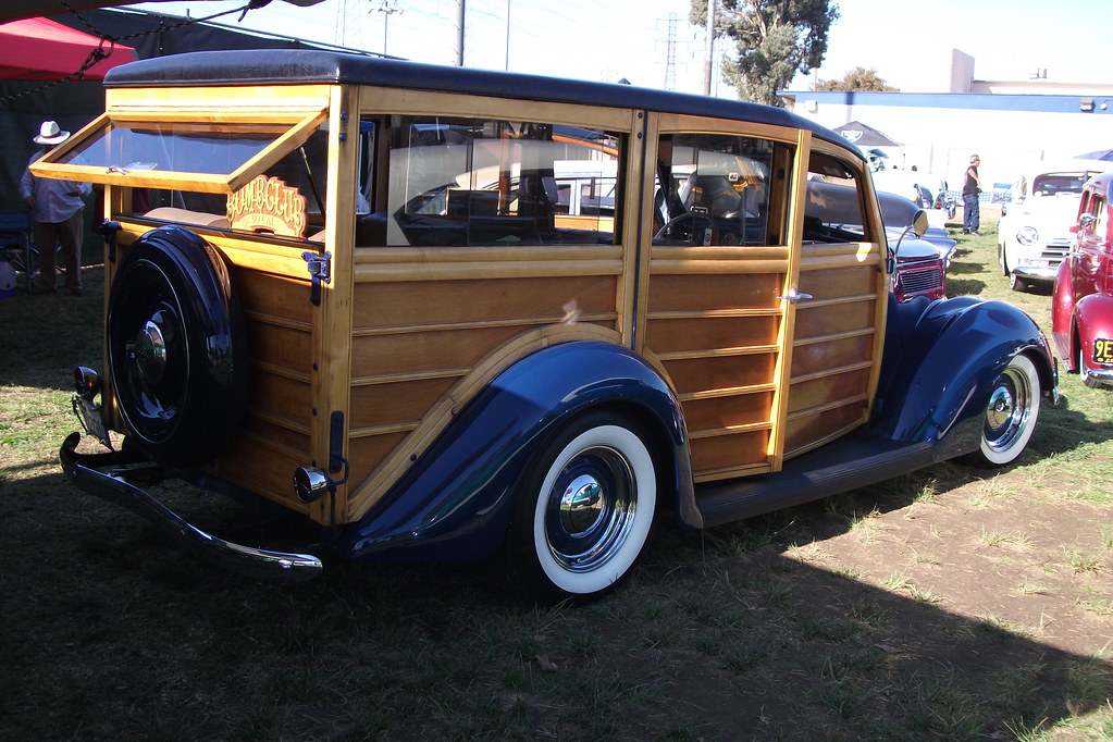 Montebello Park Elementary fundraiser car show on Sat. 11/… Flickr