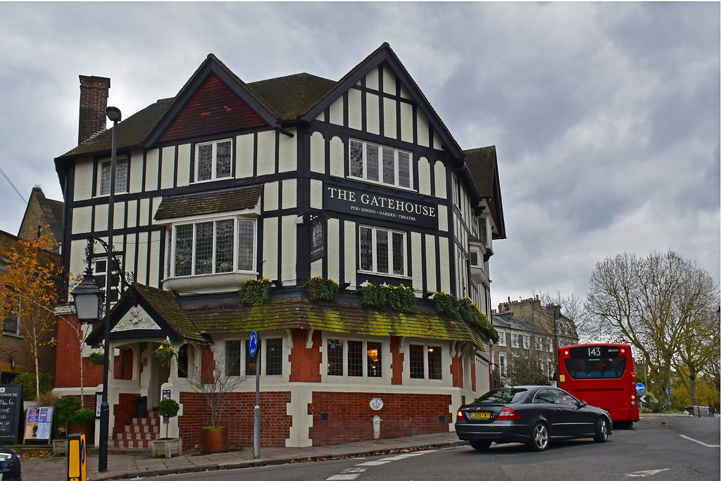 The Gatehouse This pub combined with a restaurant and a th… Flickr
