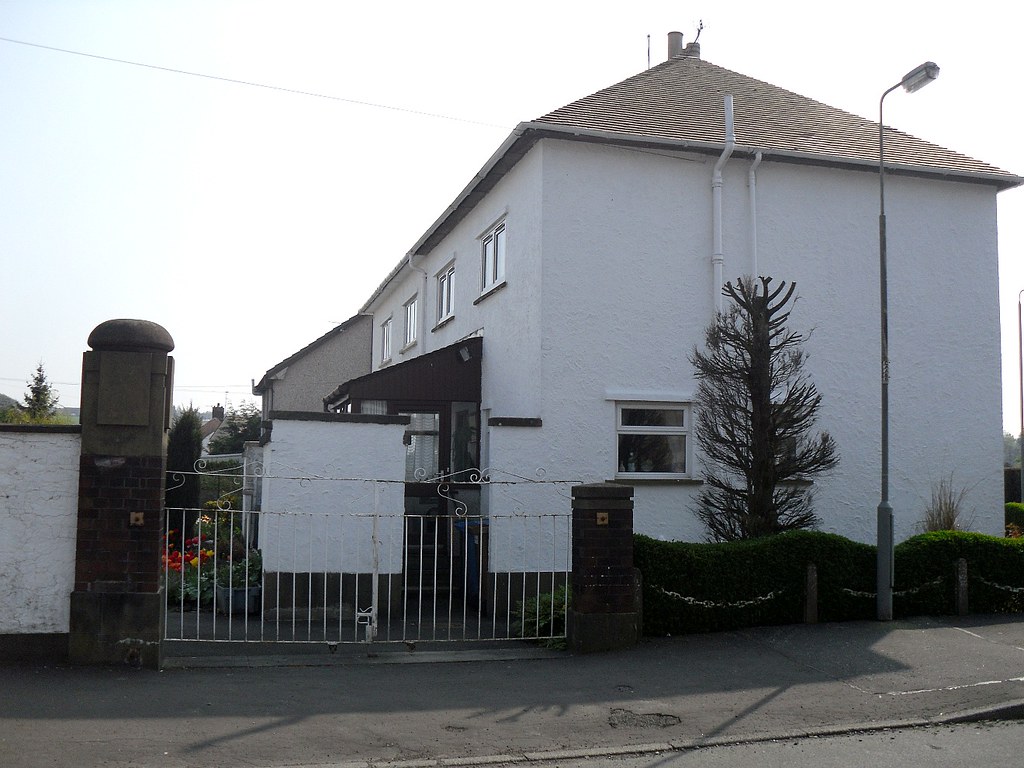 Semidetache Ann Street, Tillicoultry jackdeightonsf Flickr