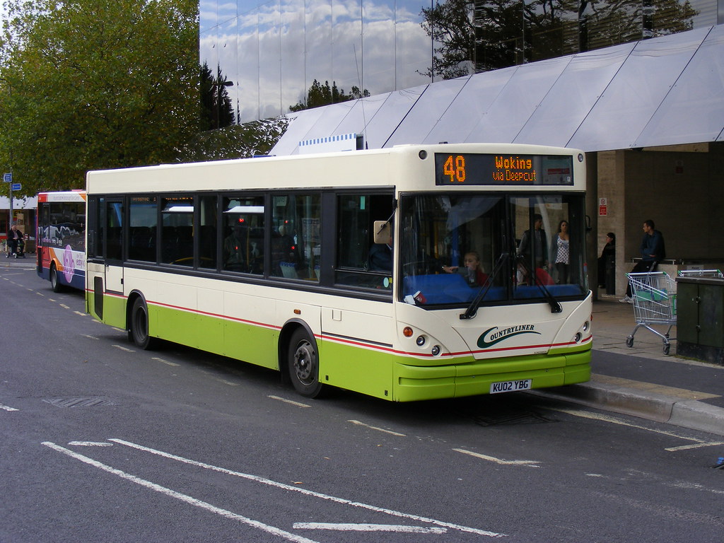 KU02YBG Countryliner Farnborough Kingsmead Kit Ma Flickr