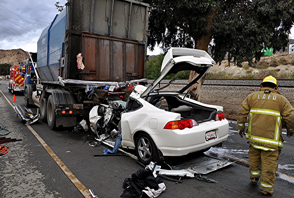 Car Totaled, One Dead in Granada Hills Collision GRANADA H… Flickr