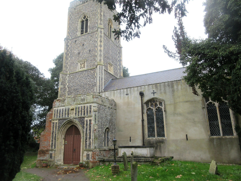 St Nicholas, Wrentham, Suffolk Wrentham is the first villa… Flickr