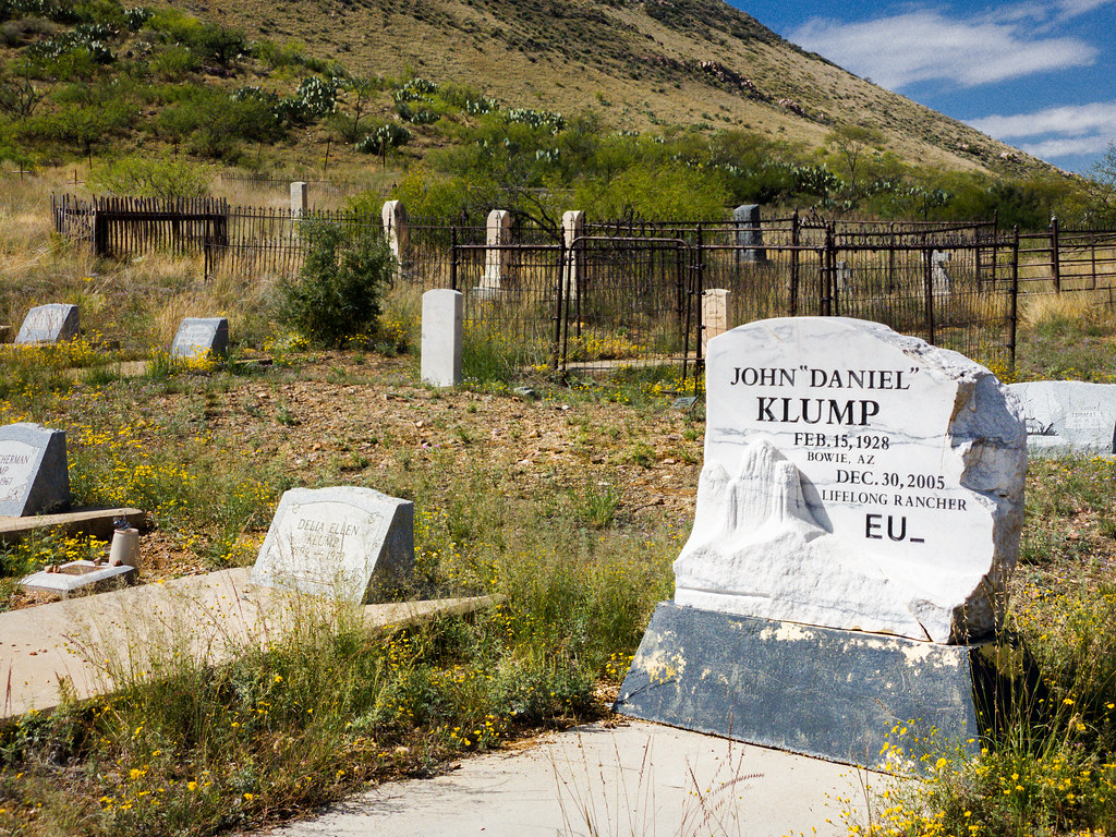 Dos Cabezas Pioneer Cemetery, Hwy 186, Dos Cabezas, AZ Flickr