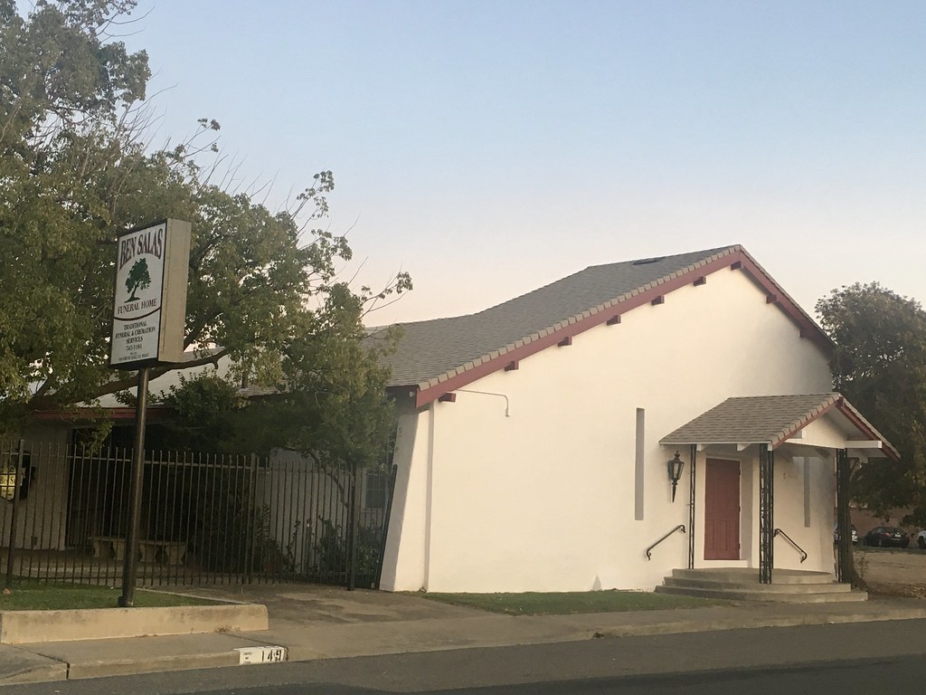 Ben Salas Funeral Home Galt, Calif. Serving the Galt com… Flickr