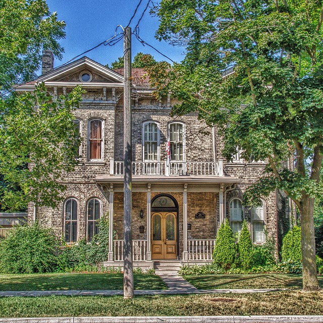 Brantford Ontario Canada 26 William Street MK MEDICAL ESTHETICS