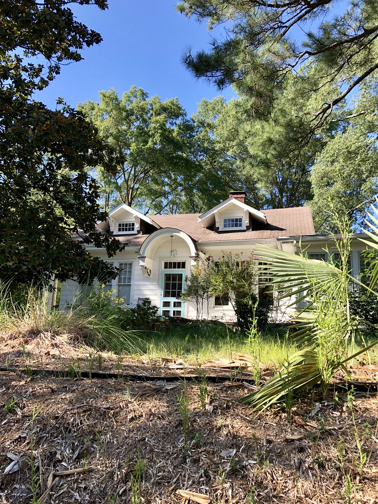 Club Boulevard, WattsHillandale, Durham, NC Warren LeMay Flickr