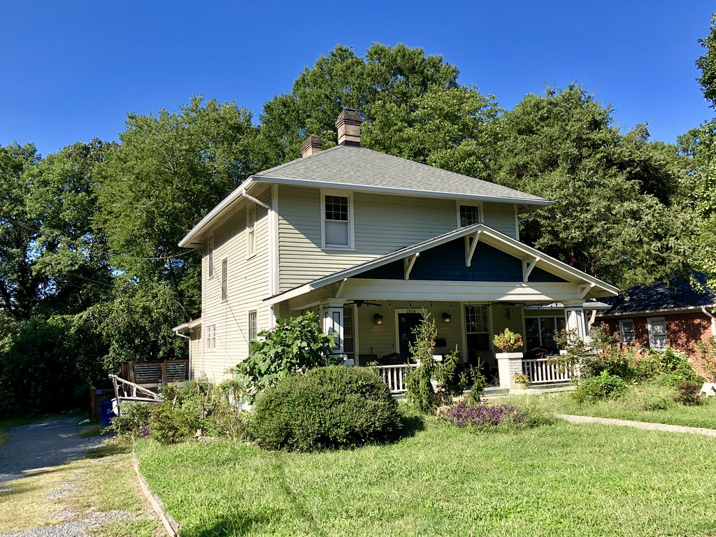 Club Boulevard, WattsHillandale, Durham, NC Warren LeMay Flickr