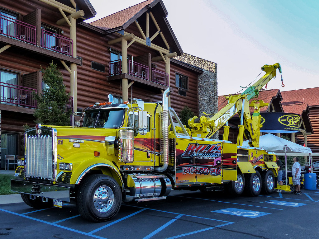 Bill's Towing Kenworth Recovery Truck Taken at the Midwest… Flickr