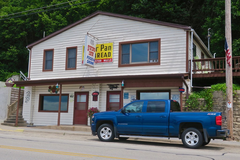 Swing Inn, Ferryville, WI Swing Inn, 106 Main Street, Ferr… Flickr