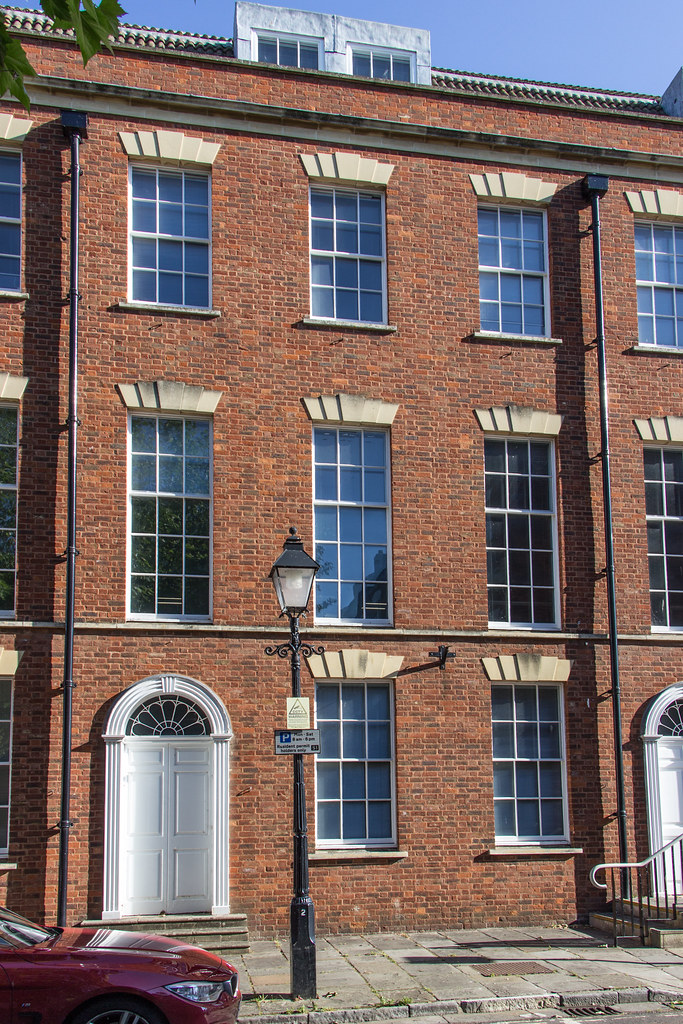 King Square, Bridgwater, England "King Square in Bridgwate… Flickr