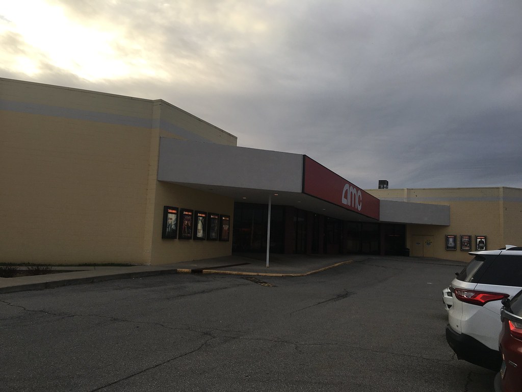 AMC Classic Salem Valley 8 Flickr