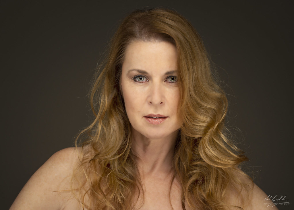 Sharon Janney | Sharon Janney at another superb Andrew Apple… | Flickr