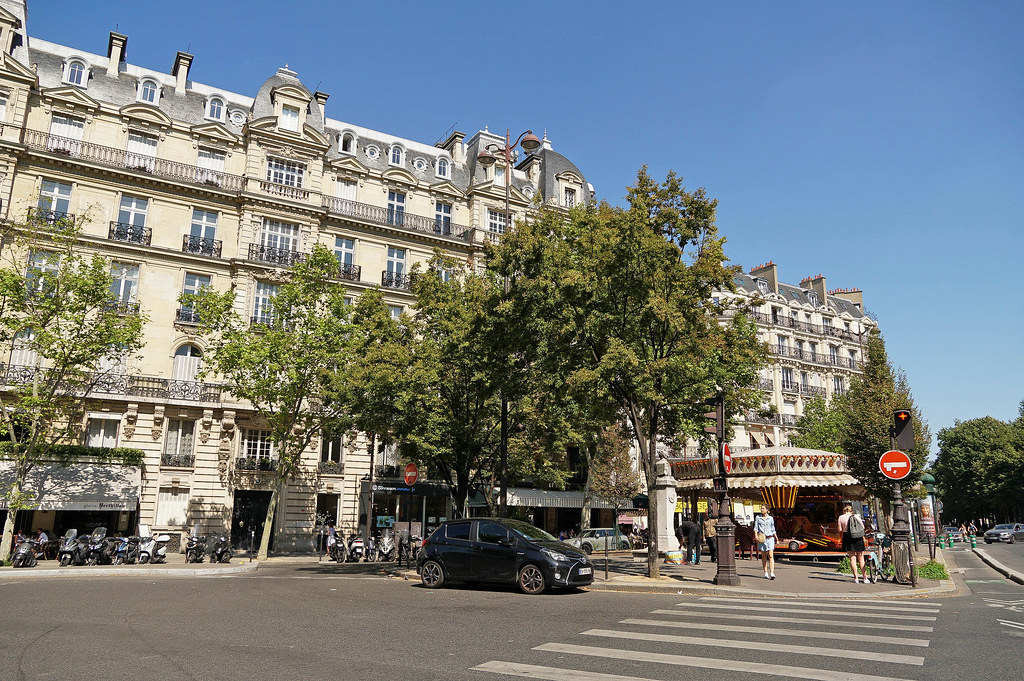 Boulevard de Courcelles Paris (France) Boulevard de Cour… Flickr