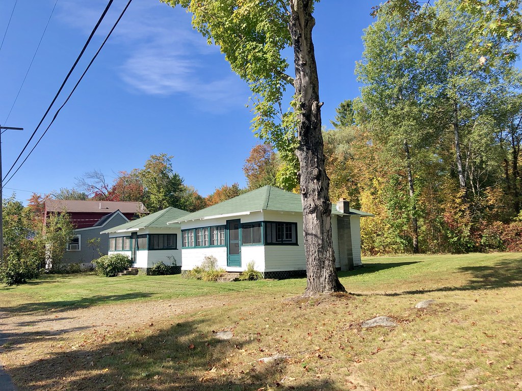 Lakeshore Drive, ster Lake, Franklin, NH Warren LeMay Flickr