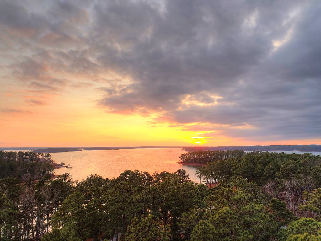 Clarks Hill Lake, SC summer sunset DCIM\100MEDIA\DJI_0037.… Flickr