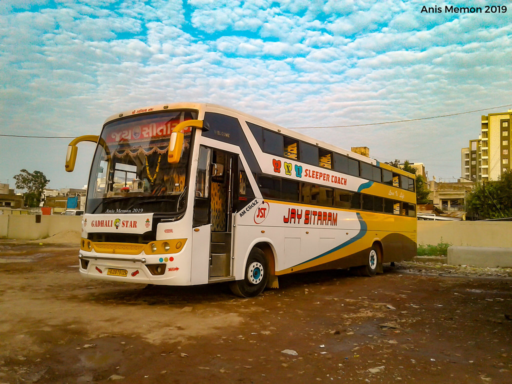 Sleeper Bus Of JAY SITARAM Travels. Surat. am clickz Flickr