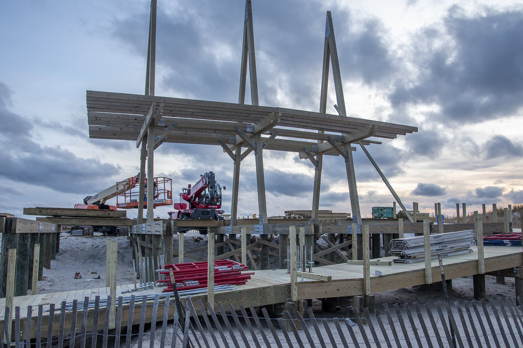 Point Lookout Beach Pavillion_0215 Michael Craven Flickr